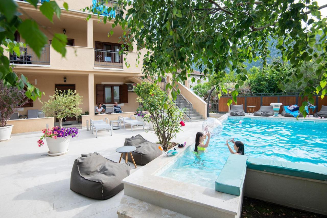 Apartments Kiki Kotor Exterior foto